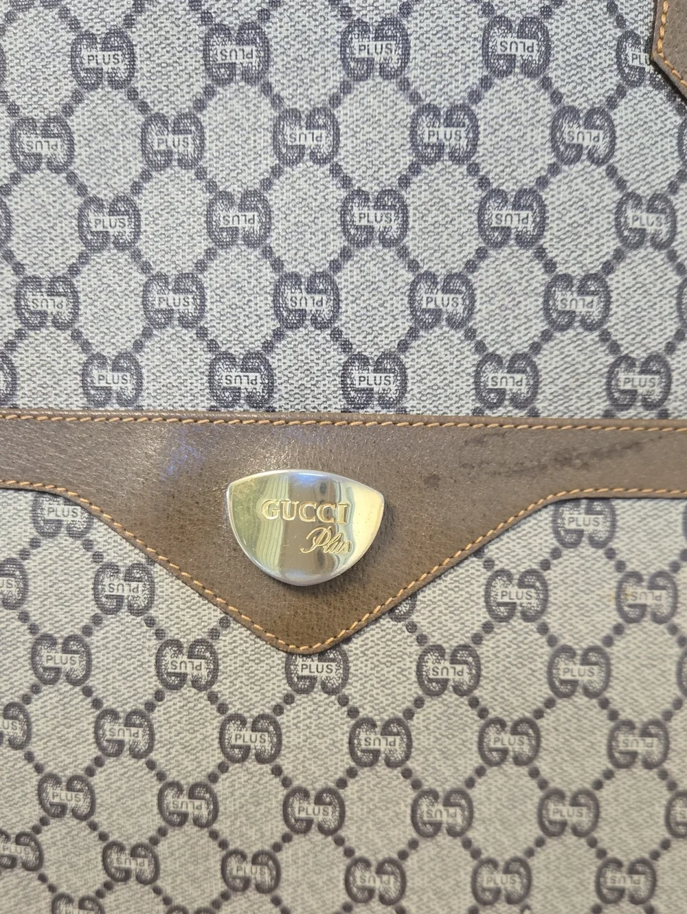 EUC Gucci Plus Vintage Beige GG Coate Canvas Tote with Sherry Line Handles
